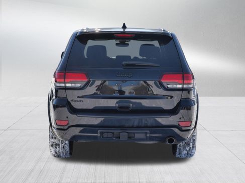 Used 2019 Jeep Grand Cherokee Altitude image 6