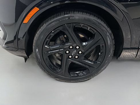 Used 2024 Chevrolet Equinox EV RS AWD/4WD image 33
