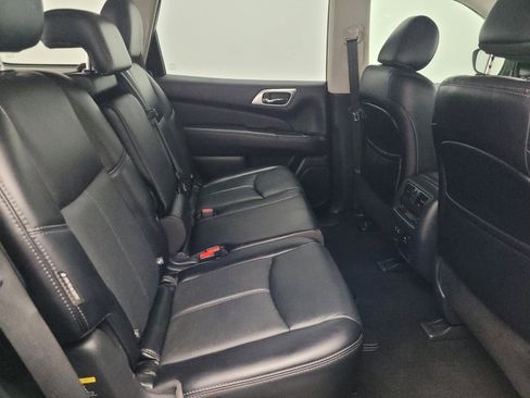 Used 2020 Nissan Pathfinder Platinum w/ Cargo Package image 19