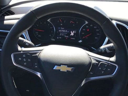 Certified 2024 Chevrolet Equinox LT w/ LPO, Floor Liner Package image 8