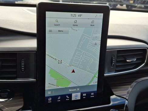 Certified 2022 Ford Explorer Limited w/ Limited Technology Package image 25