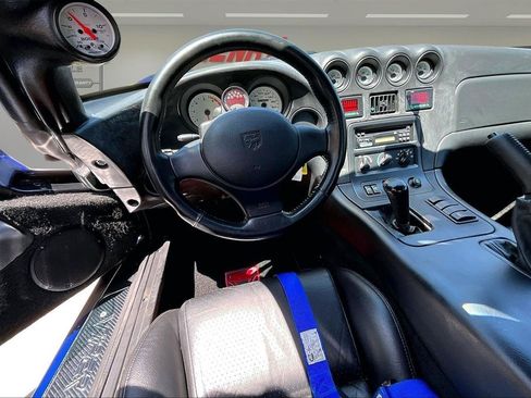 Used 1996 Dodge Viper GTS RWD image 8