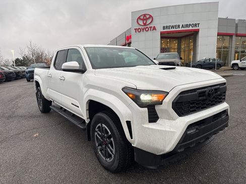 New 2026 Toyota Tacoma TRD Sport image 2