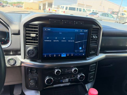 Used 2023 Ford F150 Lariat w/ Equipment Group 502A High AWD/4WD image 5