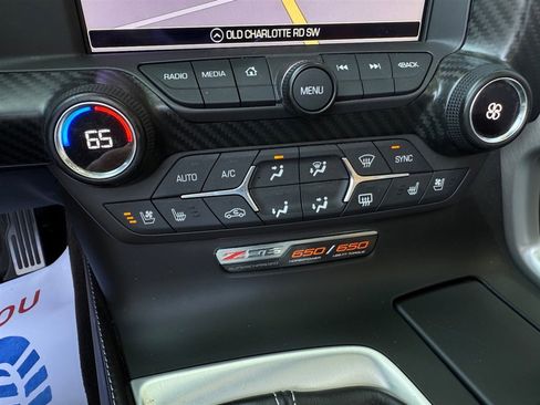 Used 2016 Chevrolet Corvette Z06 w/ 3LZ Preferred Equipment Group image 46
