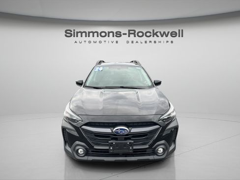Used 2024 Subaru Outback Premium AWD/4WD image 8