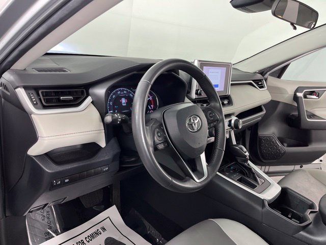 Used 2023 Toyota RAV4 XLE Premium FWD image 19