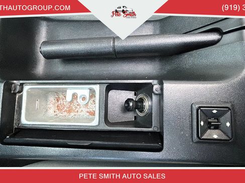 Used 1993 Ford Mustang LX image 28