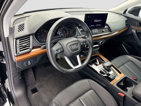 Certified 2023 Audi Q5 2.0T Premium w/ Convenience Package AWD/4WD image 9