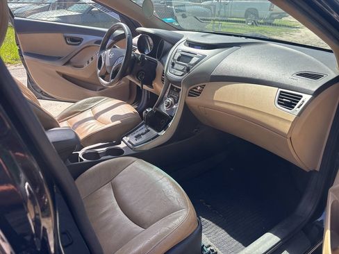 Used 2013 Hyundai Elantra Limited FWD image 11