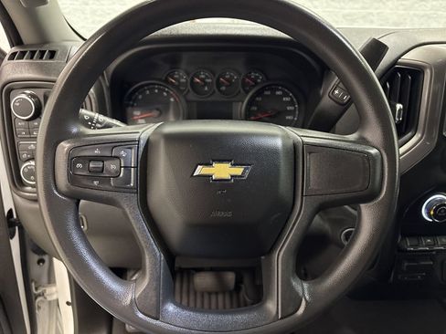 Used 2023 Chevrolet Silverado 1500 Custom AWD/4WD image 25