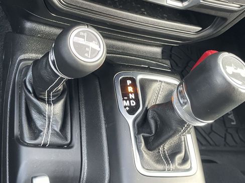 Used 2023 Jeep Wrangler Sahara w/ Cold Weather Group image 10