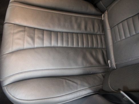 Used 2015 Mercedes-Benz S 550 4MATIC Sedan image 23