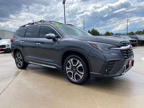 Used 2023 Subaru Ascent Touring AWD/4WD image 7