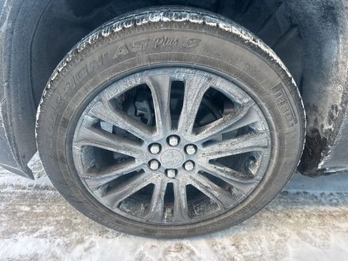 Used 2022 GMC Acadia SLE w/ Driver Convenience Package image 6