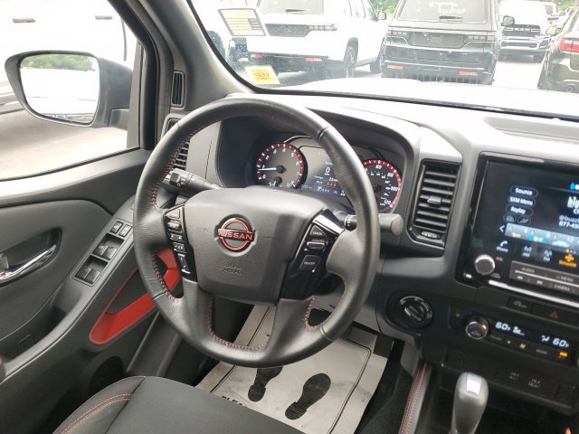 Used 2024 Nissan Frontier PRO-4X w/ Off-Road Protection Package AWD/4WD image 17