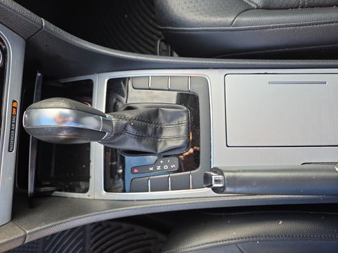 Used 2012 Volkswagen Passat 2.5 SE FWD image 7