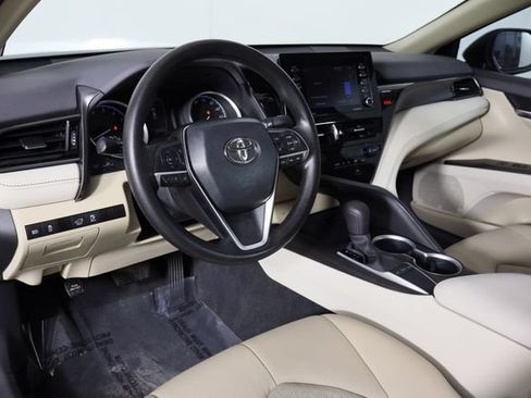 Used 2023 Toyota Camry LE w/ Convenience Package FWD image 24
