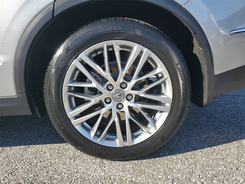 Certified 2023 Acura MDX SH-AWD w/ Advance Package image 12