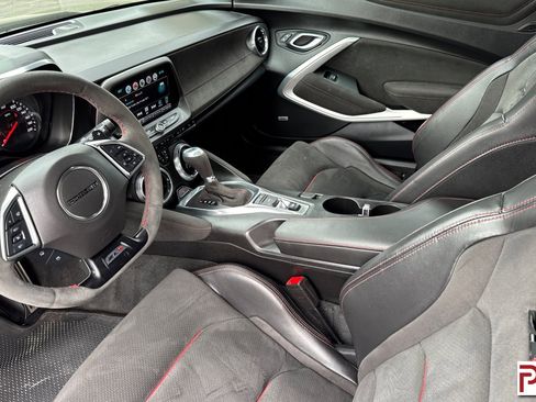 Certified 2018 Chevrolet Camaro ZL1 RWD image 10