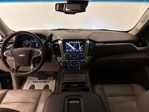 Used 2018 Chevrolet Suburban Premier image 15