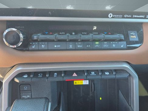 Used 2023 Toyota Tundra 1794 Edition image 17