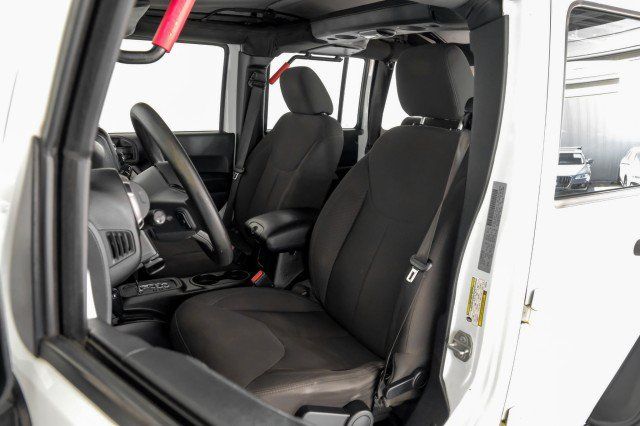 Used 2017 Jeep Wrangler Unlimited Sport AWD/4WD image 29