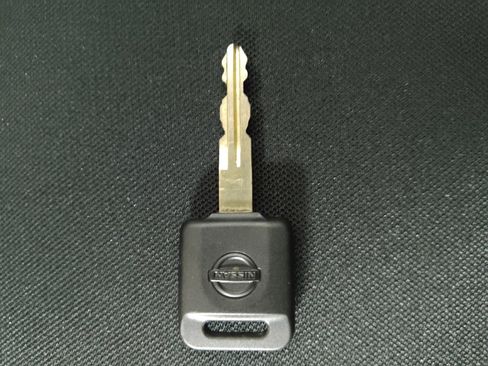 Used 2024 Nissan Versa S w/ S Plus Package image 32