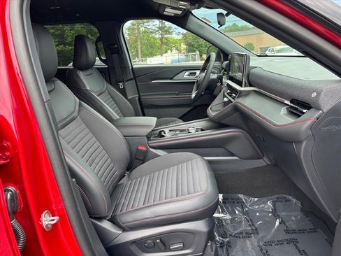 New 2026 Ford Explorer ST-Line w/ ST-Line Street Pack AWD/4WD image 13