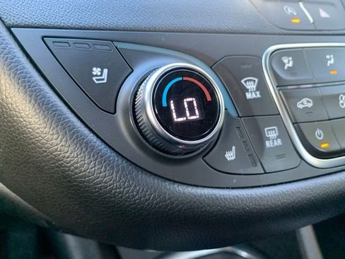 Used 2024 Chevrolet Malibu LT image 18