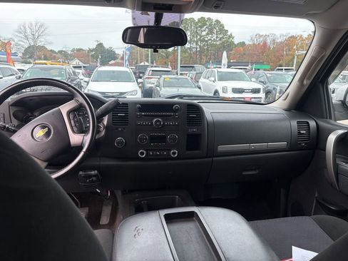 Used 2011 Chevrolet Silverado 1500 LT w/ All-Star Edition image 53