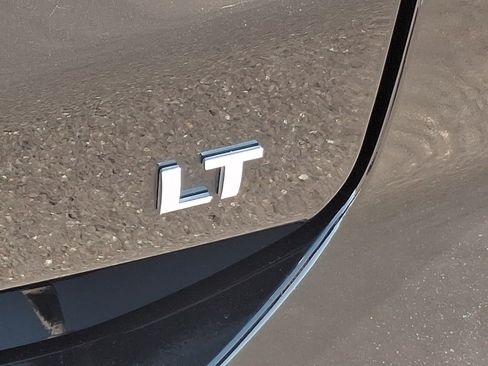 Used 2019 Chevrolet Equinox LT FWD image 31