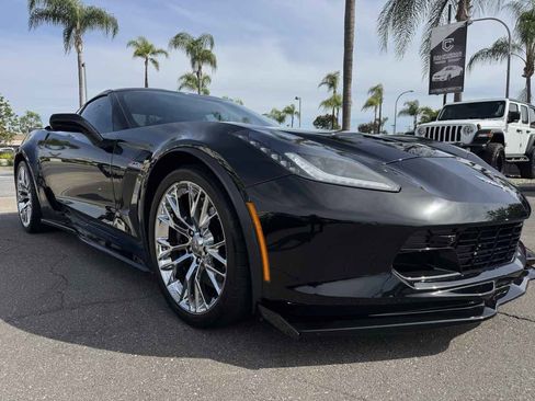 Used 2016 Chevrolet Corvette Z06 w/ 3LZ Preferred Equipment Group RWD image 10
