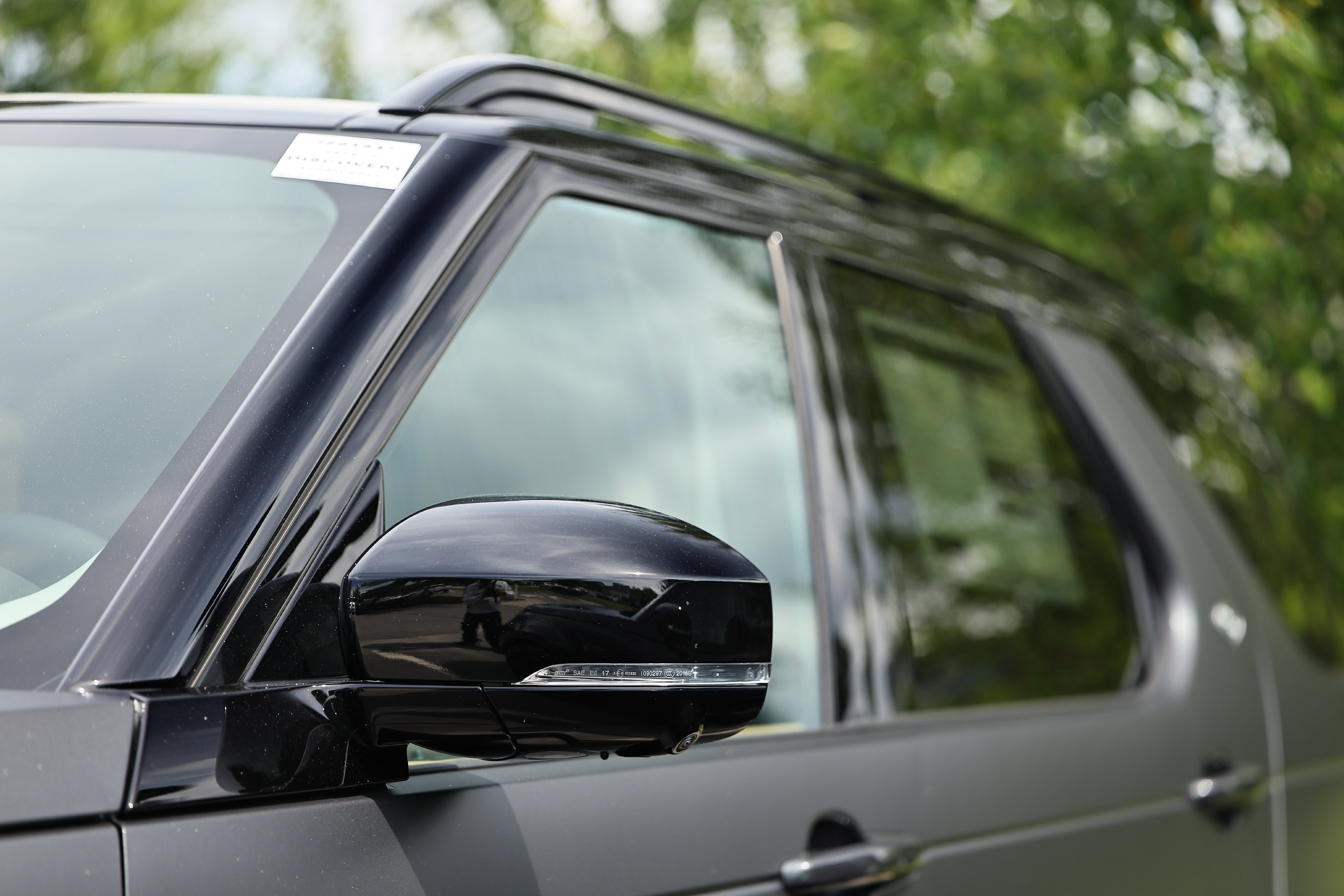 New 2026 Land Rover Discovery Limited Edition AWD/4WD image 14