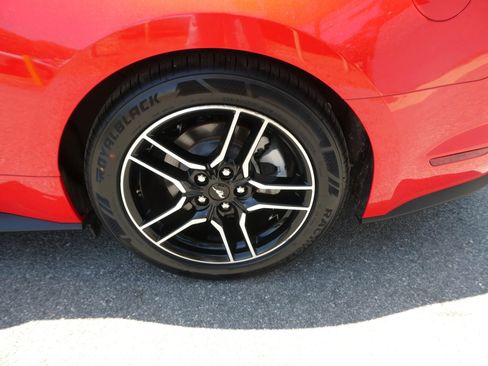 Used 2021 Ford Mustang Premium RWD image 30