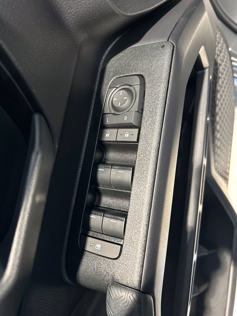 Used 2025 Toyota 4Runner SR5 AWD/4WD image 11