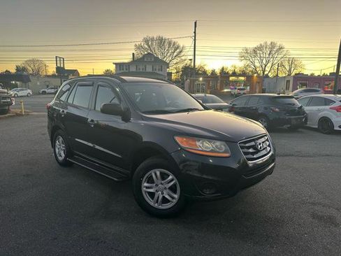 Used 2010 Hyundai Santa Fe GLS image 2
