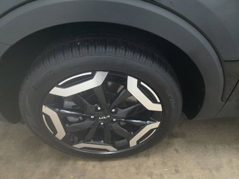 Used 2024 Kia Telluride S w/ S Sunroof Package image 19