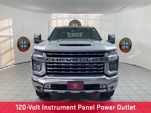 Used 2022 Chevrolet Silverado 3500 LTZ w/ LTZ Convenience Package image 21