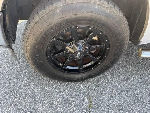 Used 2018 Ford F150 XLT AWD/4WD image 9