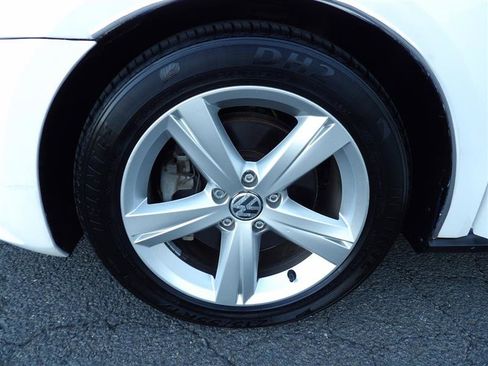 Used 2014 Volkswagen Passat 1.8T SE image 28