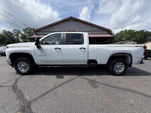 Used 2021 Chevrolet Silverado 3500 W/T w/ WT Convenience Package AWD/4WD image 3