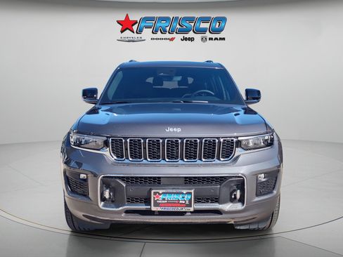 New 2025 Jeep Grand Cherokee L Overland w/ Trailer Tow Package AWD/4WD image 2