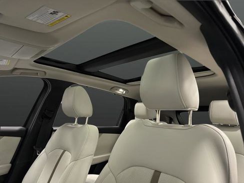 Used 2024 MAZDA CX-90 Plug-In Hybrid w/ Premium Plus image 7