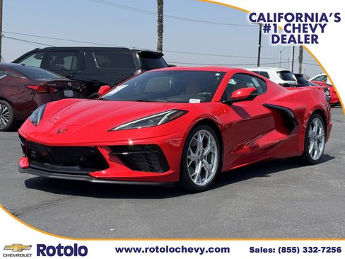 Used 2023 Chevrolet Corvette Stingray Preferred Cpe w/ Z51 Performance Package RWD image 3