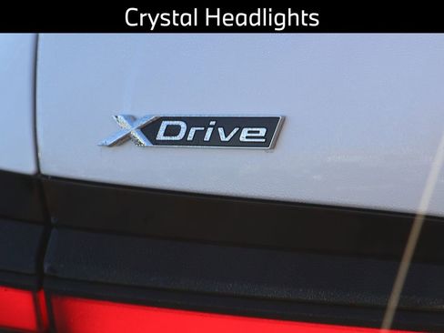 Certified 2025 BMW 760i xDrive image 21