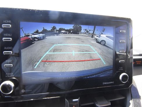 Used 2021 Toyota Corolla LE w/ Carpet Mat Package (TMS) FWD image 10