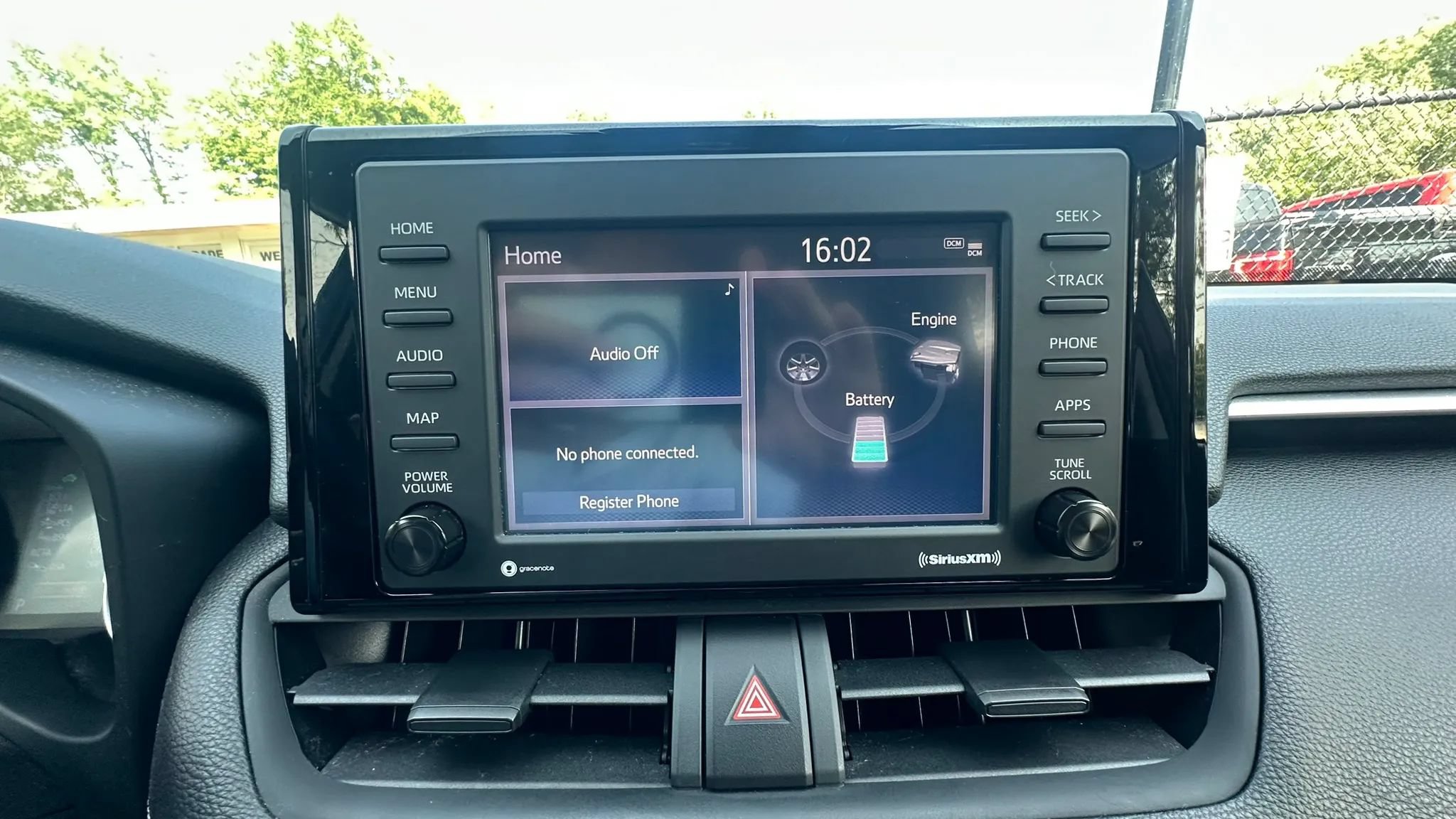 Used 2020 Toyota RAV4 LE AWD/4WD image 15