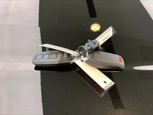 Used 2025 Audi A5 2.0T Premium w/ Convenience Package image 15