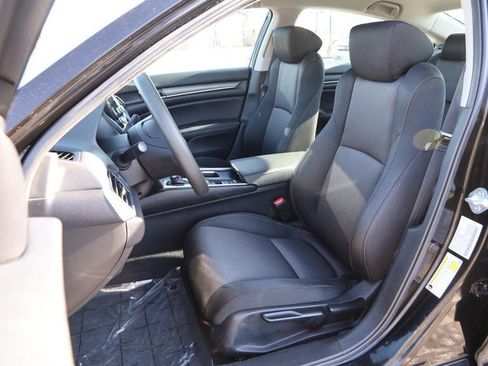 Used 2021 Honda Accord LX image 8